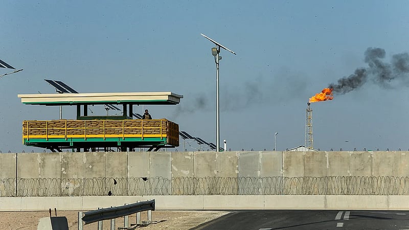 Germany temporarily pulls embassy staff out of Iraq