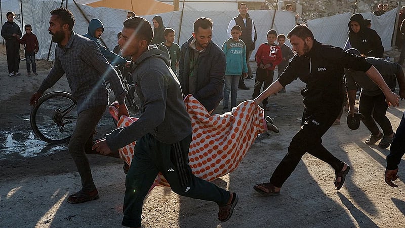 Israeli strike kills six Palestinians in Gaza, medics say