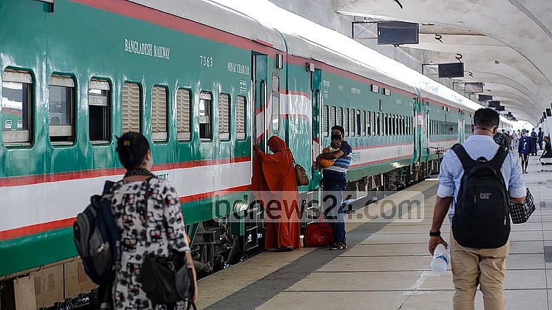 Advance bus, train ticket sales for Eid-ul-Fitr begin Tuesday