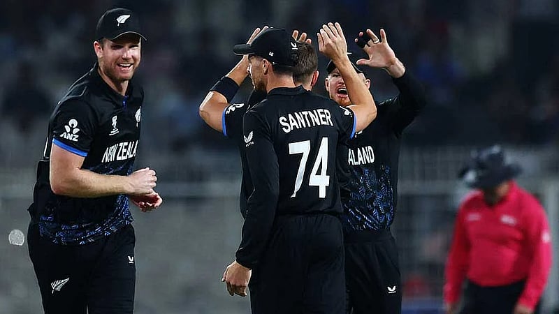 New Zealand ready to break hearts and silence India's crowd in T20 final, says Santner