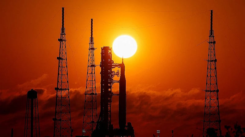 NASA to spend $20 billion on moon base, cancel orbiting lunar space station