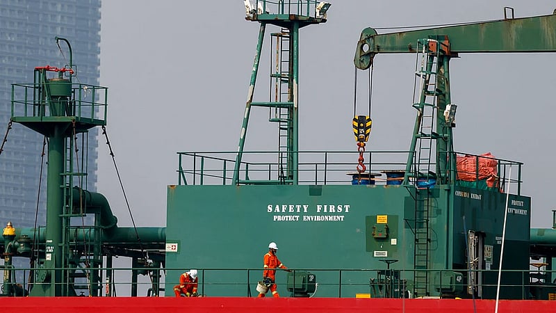 Japan government considering intervening in crude futures market, sources say
