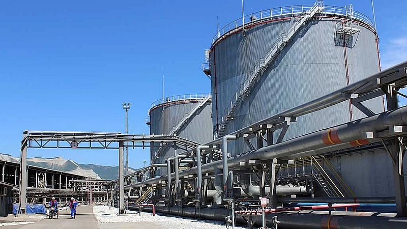 US energy chief defends waiver on Russian oil sanctions, blames fear for higher gas prices