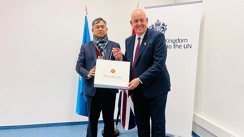 Bangladesh seeks UK support on police reform, Rohingya crisis at Vienna talks