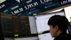 Seoul slump leads Asia stock rout as markets brace for energy shock