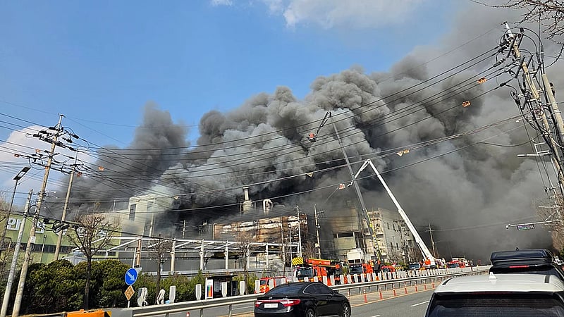 Fire at Korean car parts factory kills 14, injures 60