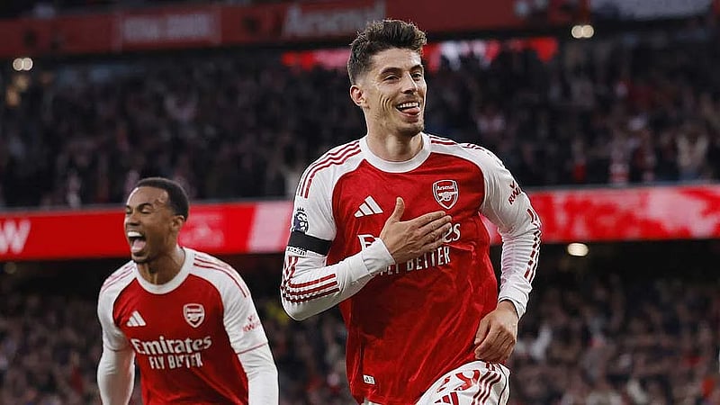Arsenal edge closer to league title with narrow win over Burnley