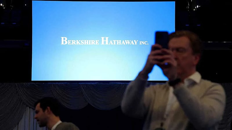 Berkshire Hathaway profit rises despite consumer stress, cash sets record