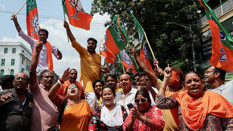 Modi's party set to make big gains in Indian state elections