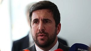 Riquelme pitches 'Members' City' in Real Madrid election challenge to Perez