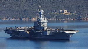 France moves aircraft carrier to Red Sea with eye on Hormuz mission