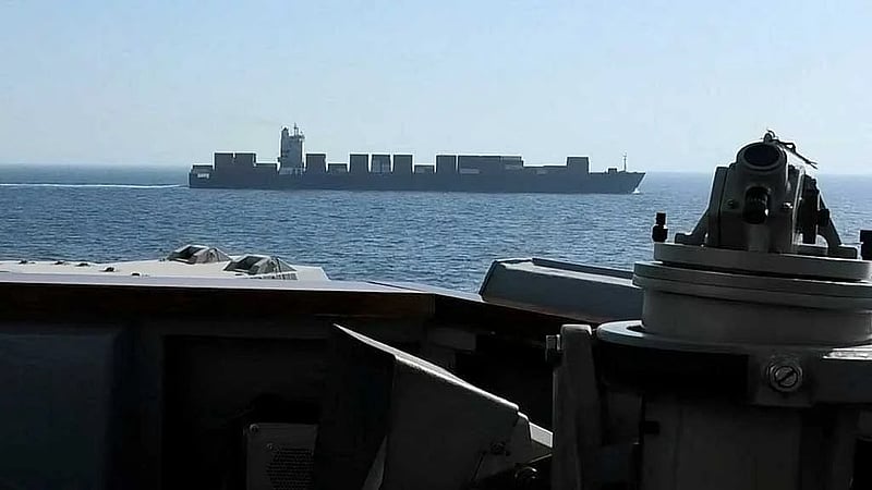 Pakistan Navy assists Indian vessel stranded in Arabian Sea