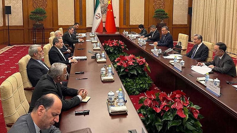 Iran foreign minister meets Chinese counterpart a week before Trump's Beijing trip