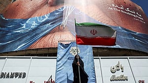Iran's top envoys discussing potential peace deal with Qatar prime minister, official says