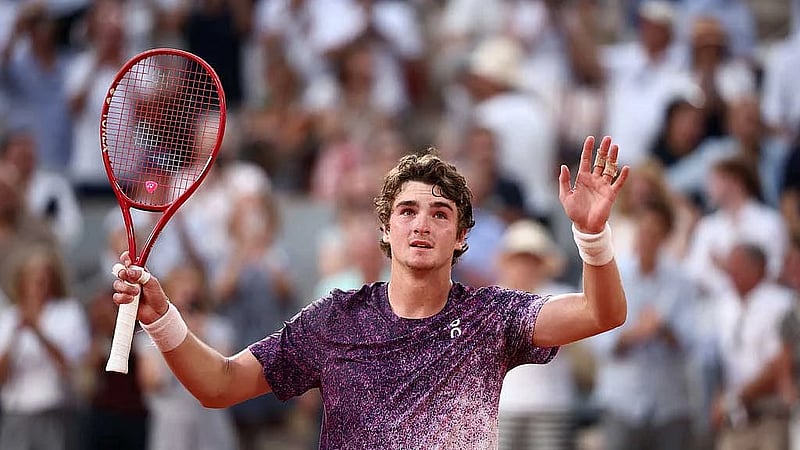 Teen sensation Fonseca comes of age by taming Djokovic at French Open