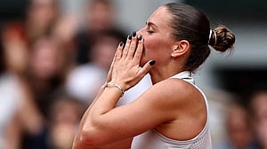Kostyuk sends former champion Swiatek packing in French Open last 16