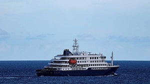 Hantavirus-hit cruise ship due to arrive at Rotterdam port as final destination