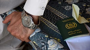 Pakistan Shias deported from UAE return to lost jobs, frozen savings