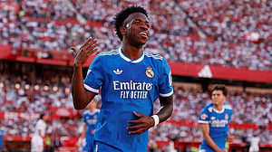 Vinicius lifts Real Madrid to 1-0 win over Sevilla with Mbappe back in starting role