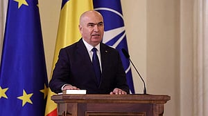 Romanian government collapses after no-confidence vote