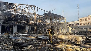 Russian attacks kill 27 before deadline for ceasefire proposed by Kyiv