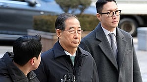 South Korea appeals court cuts jail term for ex-PM Han to 15 years in martial law case