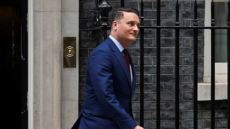 UK health minister Streeting preparing to resign, Times says