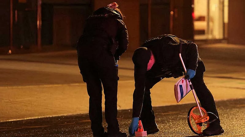 Suspect dies after trading gunfire with officers near White House, Secret Service says