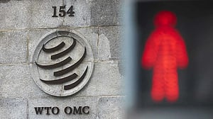 19 members of the WTO, including US, agree among themselves not to impose duties on e-commerce