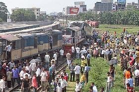 1 dead, 2 suspended after Kamalapur collision