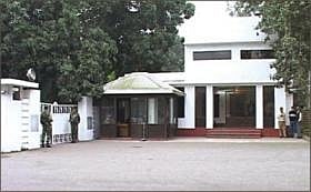 CANTT HOUSE ROWKhaleda asked to remove belongings