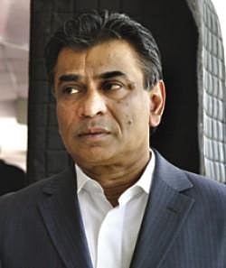 Salahuddin pitches for more overseas players