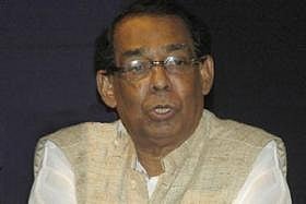 Suranjit 'not tied to cash scam'
