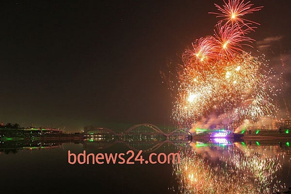 Fireworks light up the night sky during a festival of lights at Hatirjheel in Dhaka to celebrate attainement of 10,000 megawatt power generation capacity.