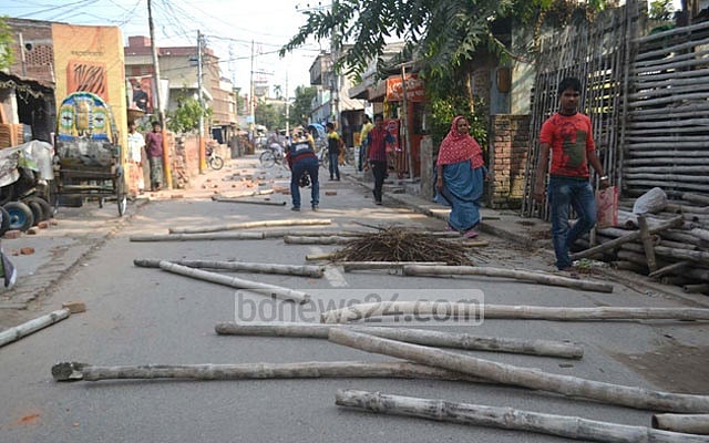 Police-Jamaat clash in Rajshahi