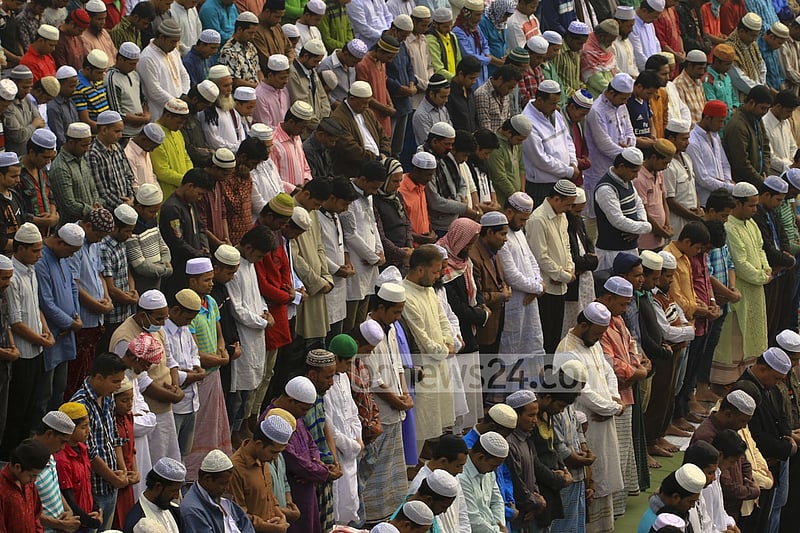 Devotees offer Jumma prayers on the first day of Bishwa Ijtema, the second largest religious congregation of Muslims in the world after the hajj, organised on the bank of the Turag river on Friday.