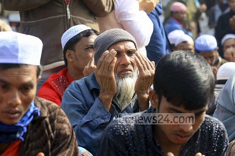The first phase of this year's Bishwa Ijtema ends with the Akheri Munajat (final prayers) seeking world peace on Sunday.