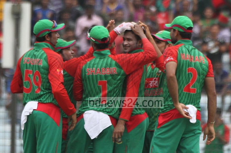 Shakib breaks into elite all-rounders’ club with 4000 runs and 200 wickets