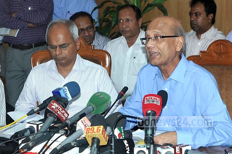 Education Minister Nahid strips Secretary Nazrul Islam of power