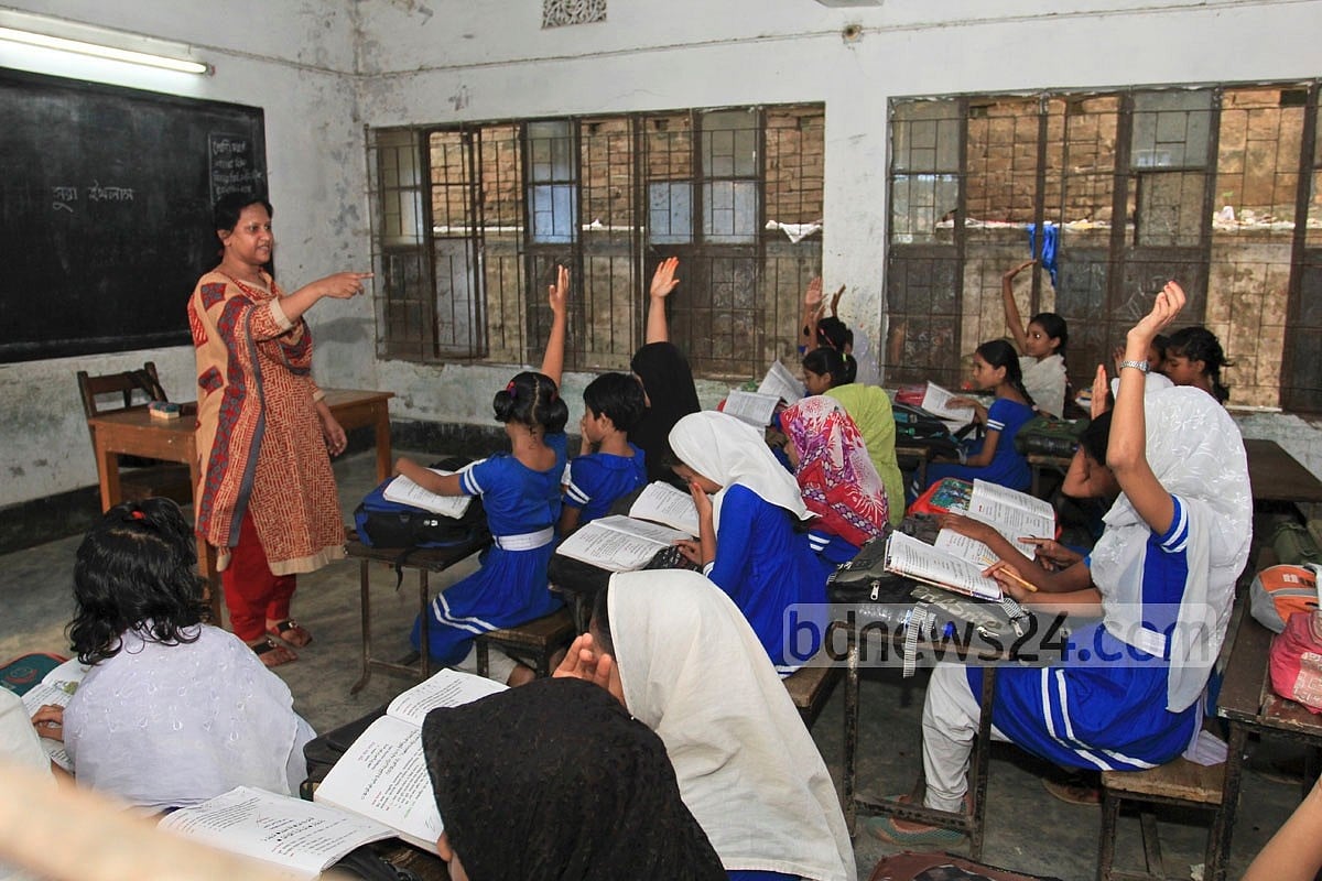 চলতি বছর প্রাথমিকে ১৪ হাজার শিক্ষক নিয়োগ: সচিব
