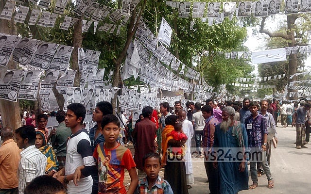 নৌকার 'ঘাঁটি' ভুরুঙ্গামারীতে ভরাডুবির নেপথ্যে