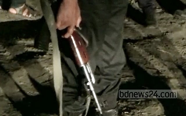 মাদকবিরোধী অভিযানে ‘সতর্ক হওয়ার’ পরামর্শ সংসদীয় কমিটির