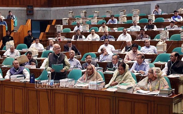 Muhith presents Tk 3.41 trillion Bangladesh budget for 2016-17 fiscal year