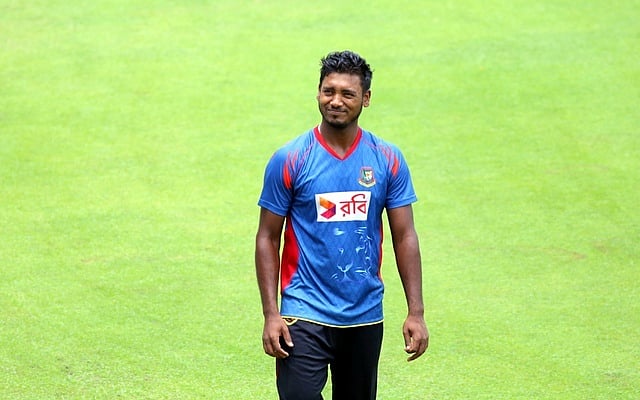 আবুল হাসানের সমস্যা মানসিকতায়: আকিব