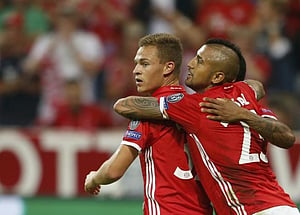 Bayern need late Kimmich goal to edge past Hamburg