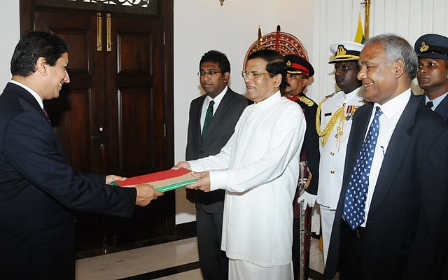 New Bangladesh High Commissioner to Sri Lanka presents credentials to president