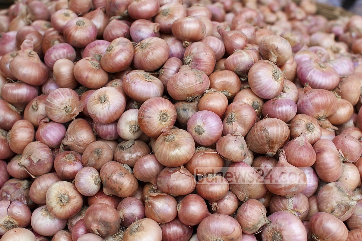 Bangladesh allows onion imports from China, Egypt and 7 other countries