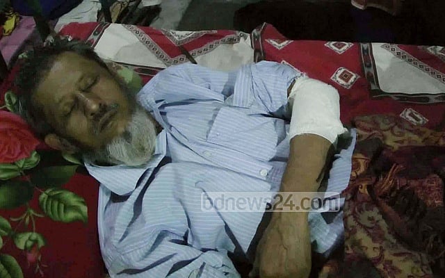 চাঁদপুরে ‘উত্ত্যক্তের প্রতিবাদ করায়’ একজন গুলিবিদ্ধ, মামলা