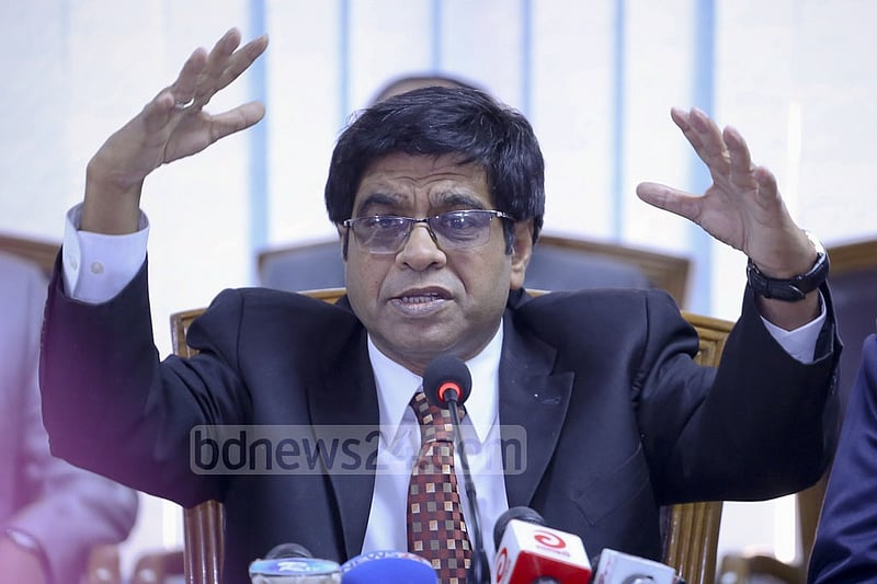 Islami Bank Chairman Arastoo Khan says 'no witch-hunting' but no politics either