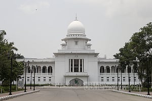 আইনজীবী খোকনের প্রতি উষ্মা, শুনানি নিলেন না প্রধান বিচারপতি